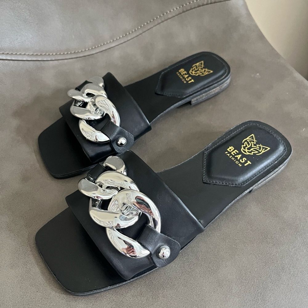 Beast Fashion Black Square Toe Slides Chunky Silver Chain Sandals 6.5
